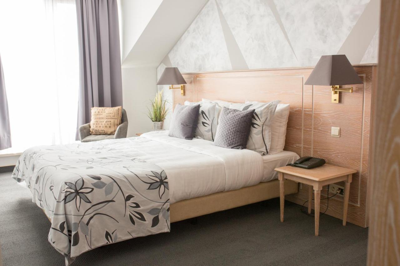 Aparthotel Axl Flathotel Continental Stay Ιξέλ Εξωτερικό φωτογραφία
