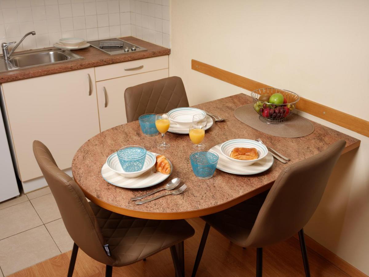 Aparthotel Axl Flathotel Continental Stay Ιξέλ Εξωτερικό φωτογραφία